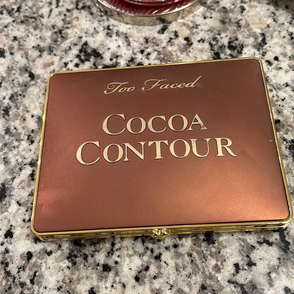 *3/$30* ❤️ Too Faced Coco contour, face palette. Pre owned